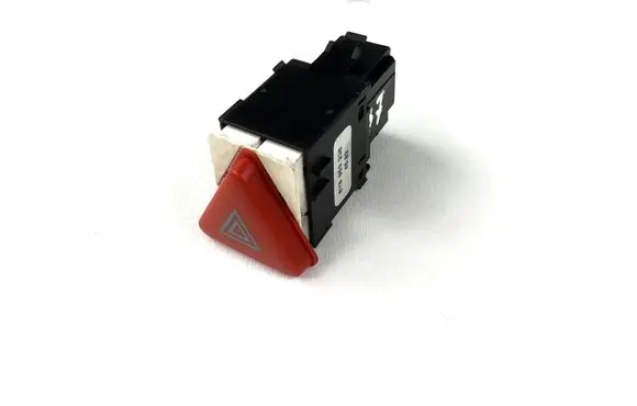 Skoda Fabia Mk1 (6Y) Hazard light switch 6y0953235