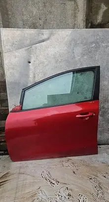 KIA Ceed Front door