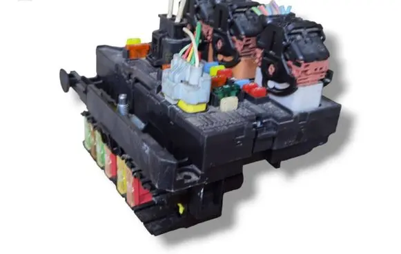 Citroen C4 I Picasso BSM Control unit 9664055680