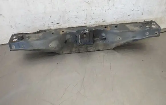Suzuki Grand Vitara II Radiator support slam panel