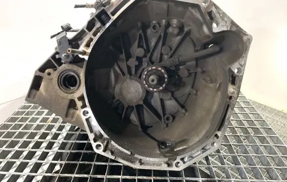 Renault Megane III Manual 5 speed gearbox TL4A056