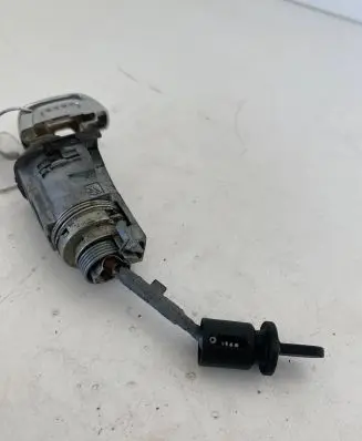 Audi A6 S6 C7 4G Front door lock (next to the handle) 4G1837167