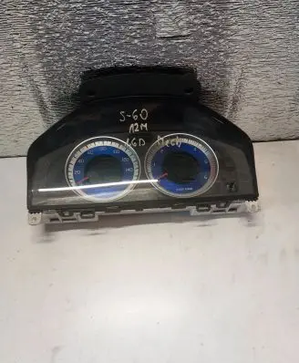 Volvo S60 Speedometer (instrument cluster) 31327586AA 69799060U