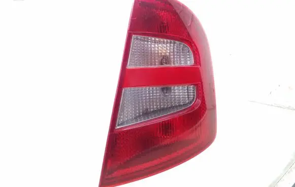 Skoda Fabia Mk1 (6Y) Rear/tail lights 6Y6945096 6Y6945112 6Y6945257