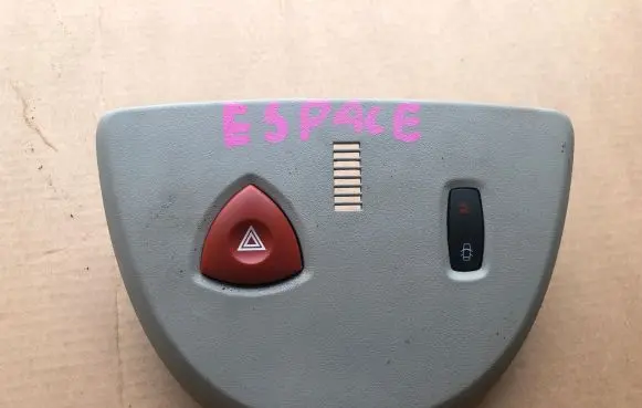 Renault Espace IV Hazard light switch