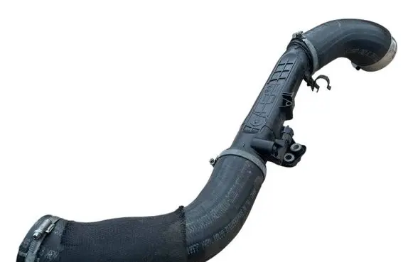 Volvo V60 Intercooler hose/pipe 31422153
