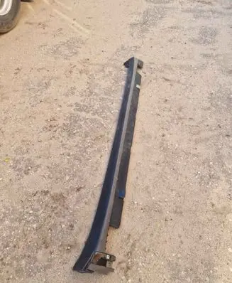 Tesla Model X Sill 103421900B