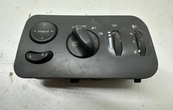 Chrysler Grand Voyager IV Light switch 0YD111DVAE 10752
