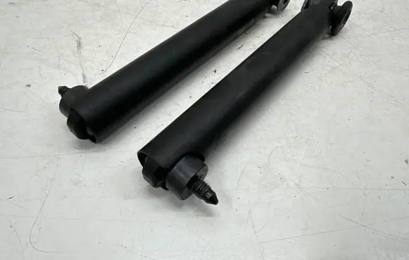BMW X7 G07 Tailgate/trunk strut/damper 7473097