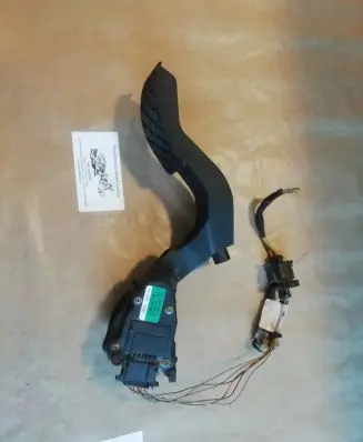 Volkswagen PASSAT B5 Accelerator throttle pedal 6PV00802607