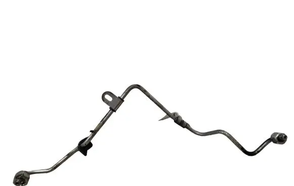 Nissan X-Trail T31 Fuel injector supply line/pipe 