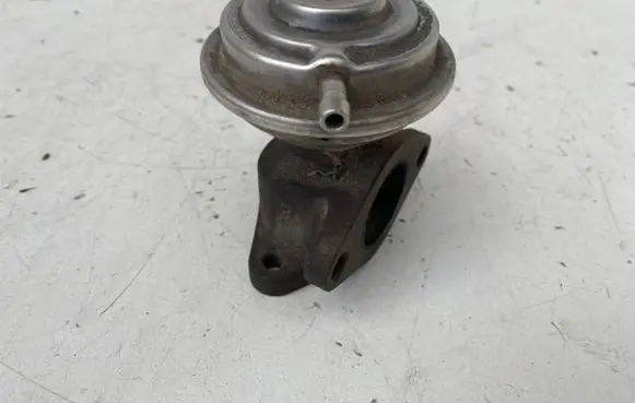 Audi A6 S6 C5 4B EGR valve 059131503