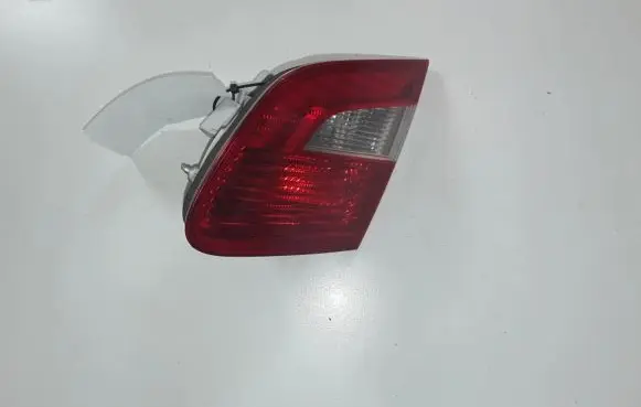 Skoda Superb B6 (3T) Tailgate rear/tail lights 08S3T5945094