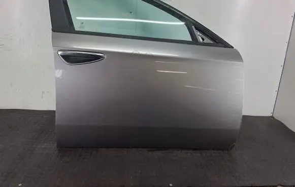 Alfa Romeo 159 Front door