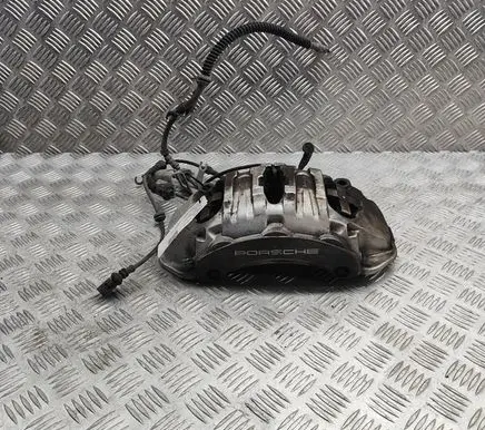 Porsche Cayenne (92A) Front brake caliper 7PP615123