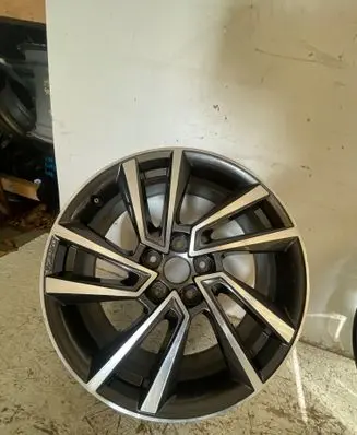 KIA Sorento IV R19 alloy rim 