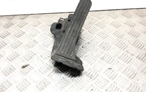 Skoda Octavia Mk2 (1Z) Accelerator throttle pedal 6PV00874501 1K2723503M 74390500