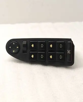 BMW 5 E39 Electric window control switch 8368966 052341