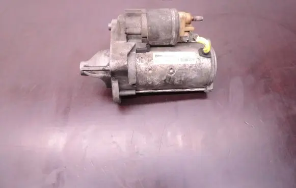 Volvo V40 Starter motor 30659478 D239
