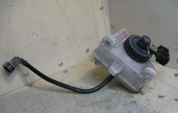 Ford Focus Brake fluid reservoir 