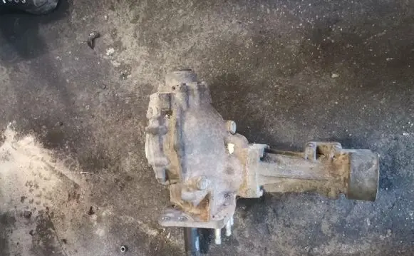 Gearbox transfer box case