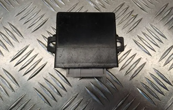Audi A8 S8 D2 4D Wing mirror control module 4A0907445A 5DS00561701