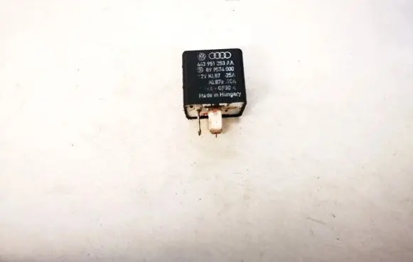 Audi A6 S6 C5 4B Other relay 443951253aa 899574000