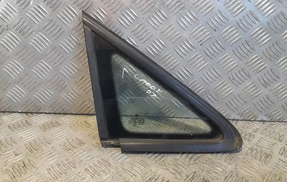 Volkswagen Caddy Front triangle window/glass 43R001057