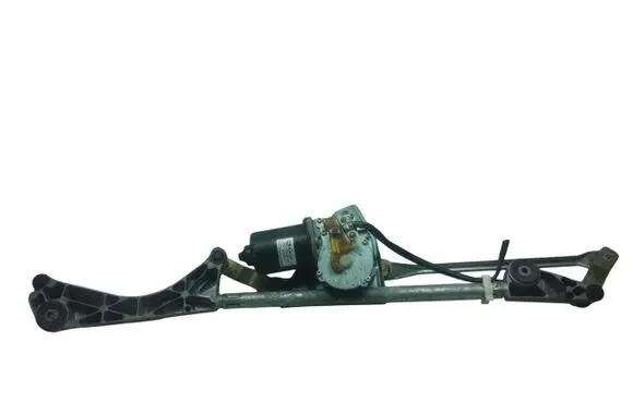 Mercedes-Benz C W203 Front wiper linkage and motor A2038200342