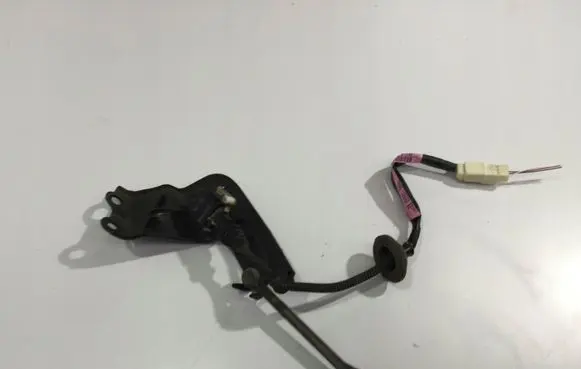 Mitsubishi Eclipse Cross Headlight/headlamp level sensor 8303A081