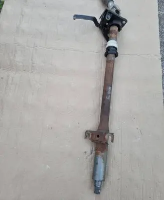 BMW 3 E30 Steering wheel axle