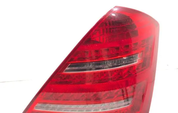 Rear/tail lights