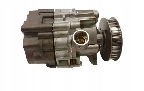 Mercedes-Benz CLA C118 X118 Oil pump 