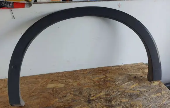 Volkswagen Tiguan Rear fender molding trim 571853818