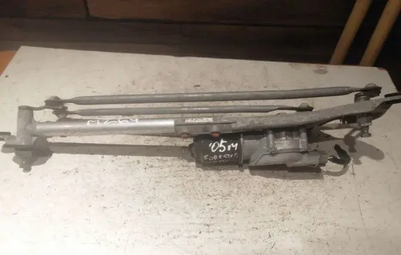 Subaru Forester SG Front wiper linkage and motor