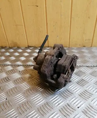 Opel Vectra B Front brake caliper 