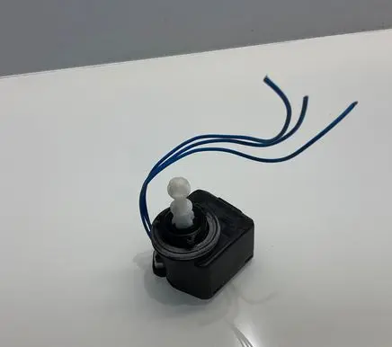Mercedes-Benz E W212 Headlight level adjustment motor