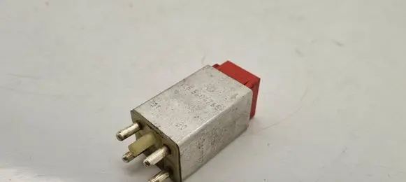 Mercedes-Benz S W126 Other relay 1265404745 897124