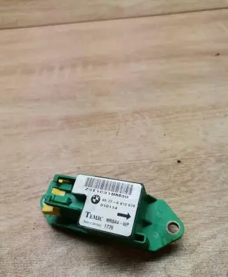 BMW 5 E39 Airbag deployment crash/impact sensor 6910678
