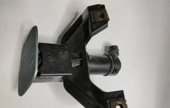 Lexus RX 330 - 350 - 400H Headlight washer spray nozzle 77891