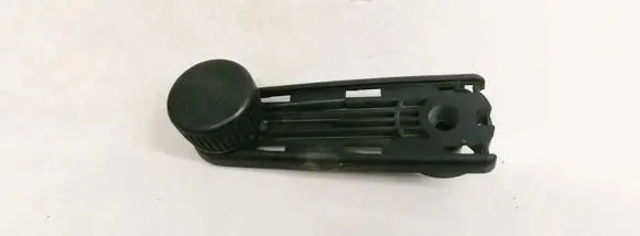 Volkswagen PASSAT B3 Front door window winding handle 357837581