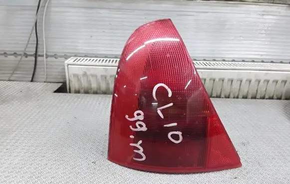 Renault Clio II Rear/tail lights 7700410517