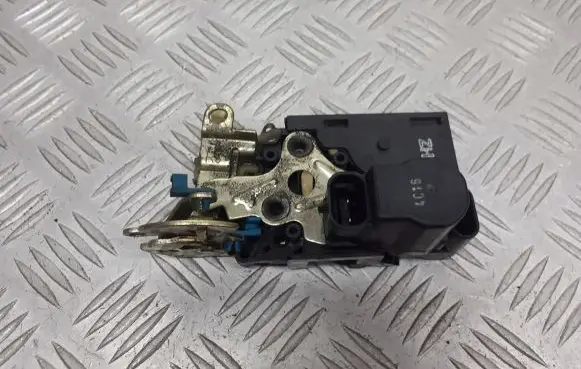Chevrolet Lacetti Front door lock