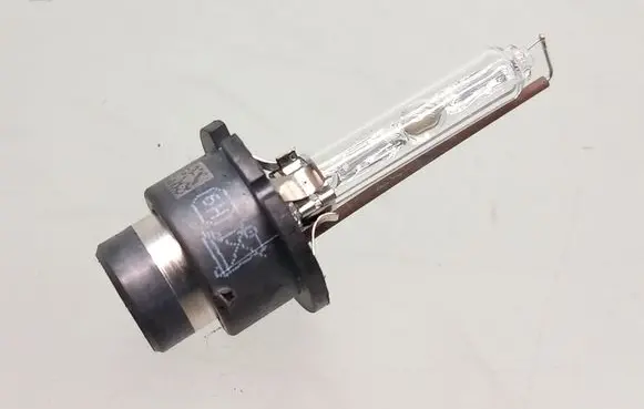 BMW X5 E53 Xenon bulb D2S