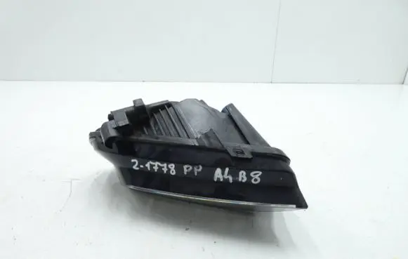 Audi A4 S4 B8 8K Front fog light 8K0941700B 1NE01083206 0108320600807708