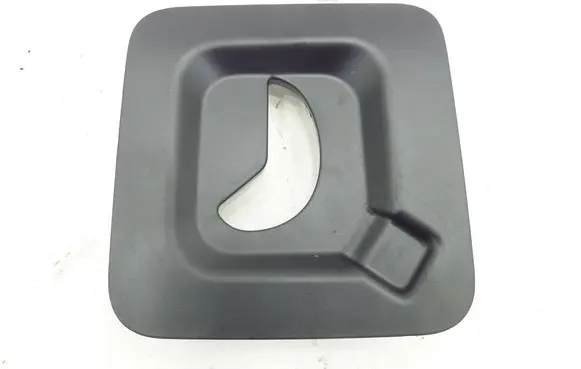 Peugeot 5008 II Seat belt trim 9684223277