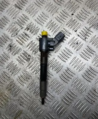 Volvo V40 Fuel injector 2370010 0280 03S07452