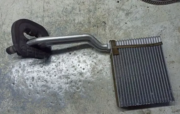 Ford Focus Heater blower radiator