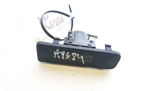 Volkswagen Golf Plus Passenger airbag on/off switch 5m0919234