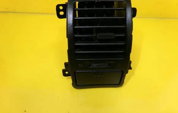 Hyundai Matrix Dashboard side air vent grill/cover trim 9748217000
